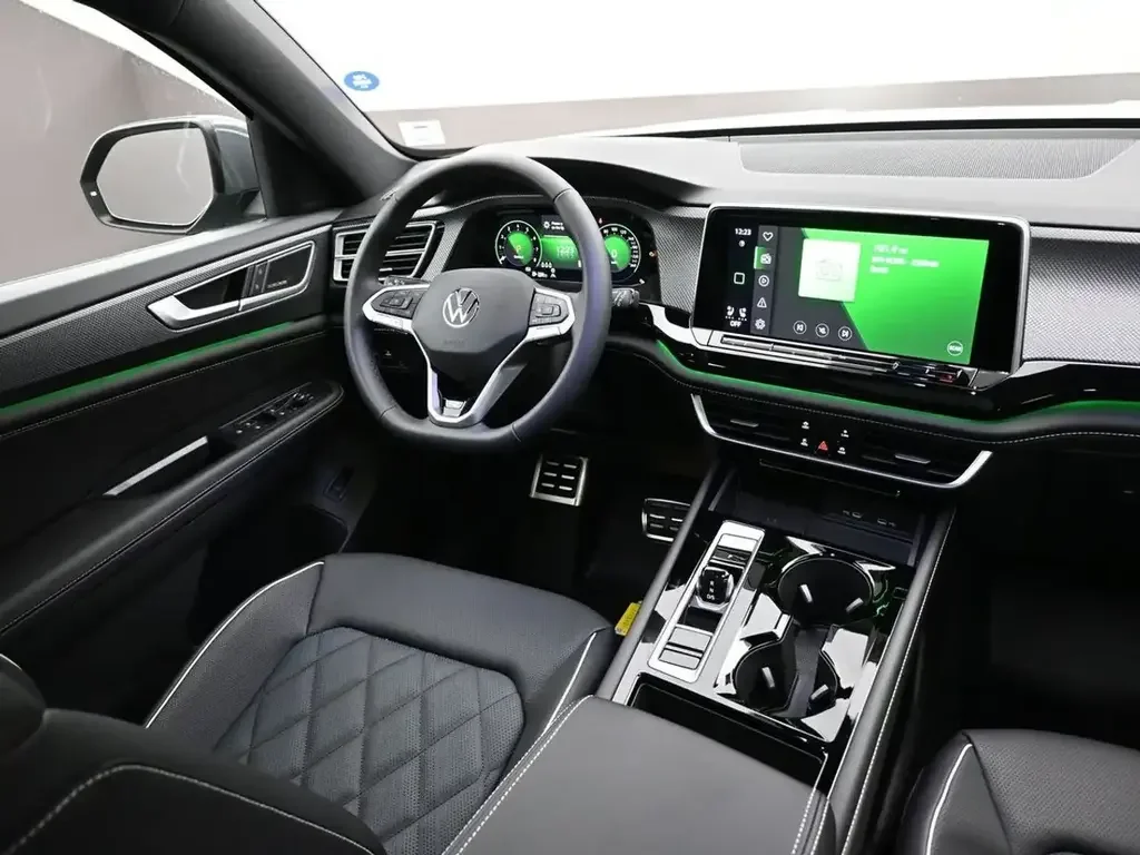Volkswagen Atlas снимка Volkswagen Atlas