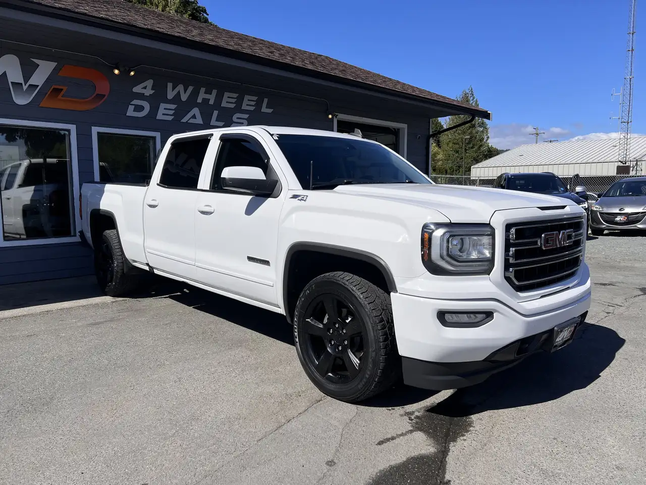 GMC Sierra 1500 снимка GMC Sierra 1500