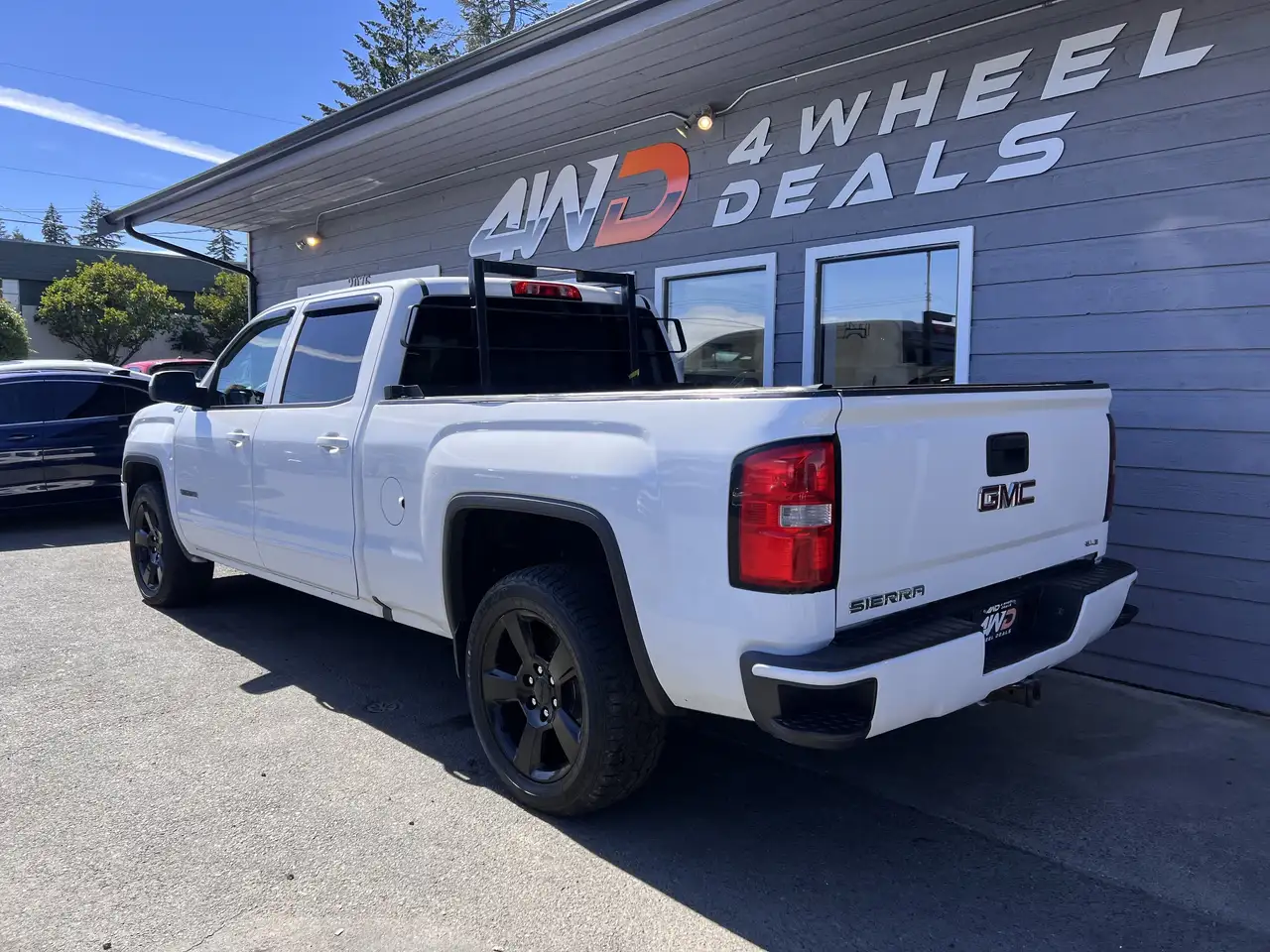 GMC Sierra 1500 снимка GMC Sierra 1500