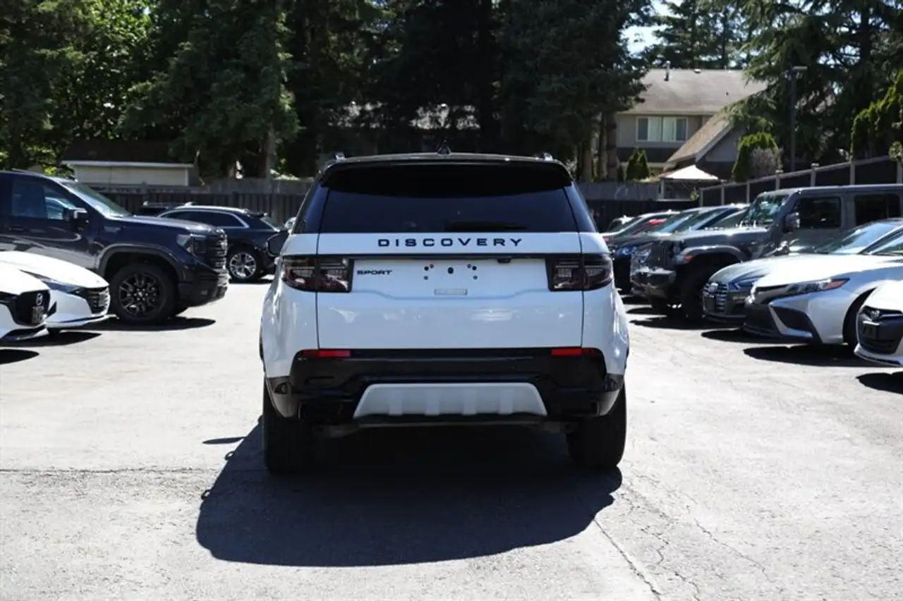 Land Rover Discovery Sport снимка Land Rover Discovery Sport