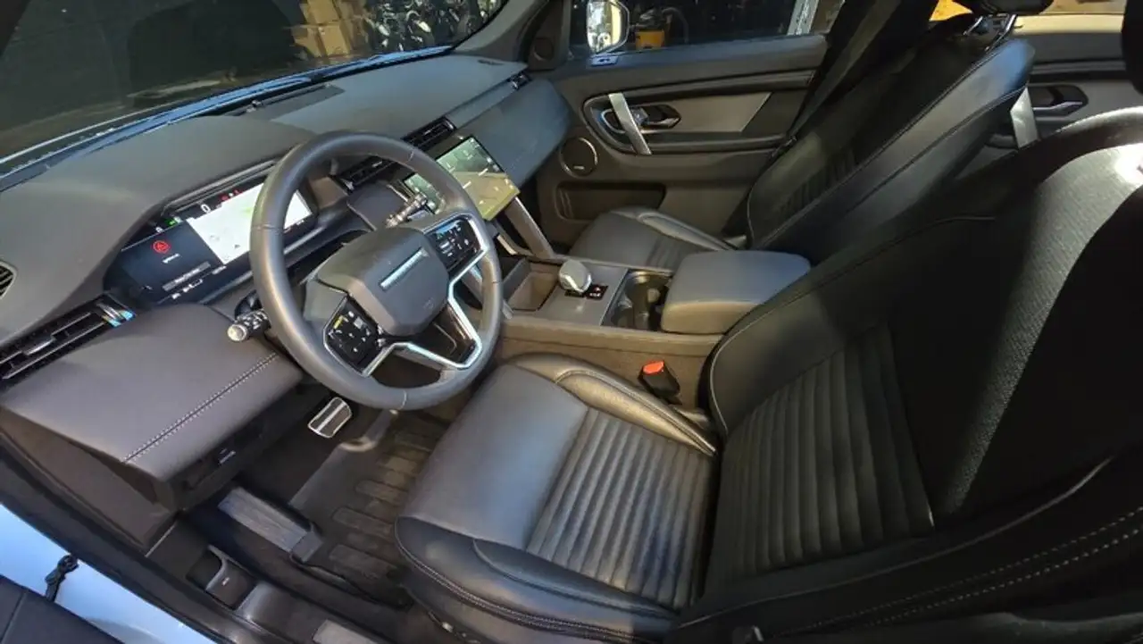 Land Rover Discovery Sport снимка Land Rover Discovery Sport