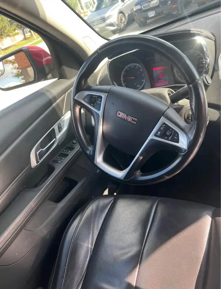 GMC Terrain photo GMC Terrain