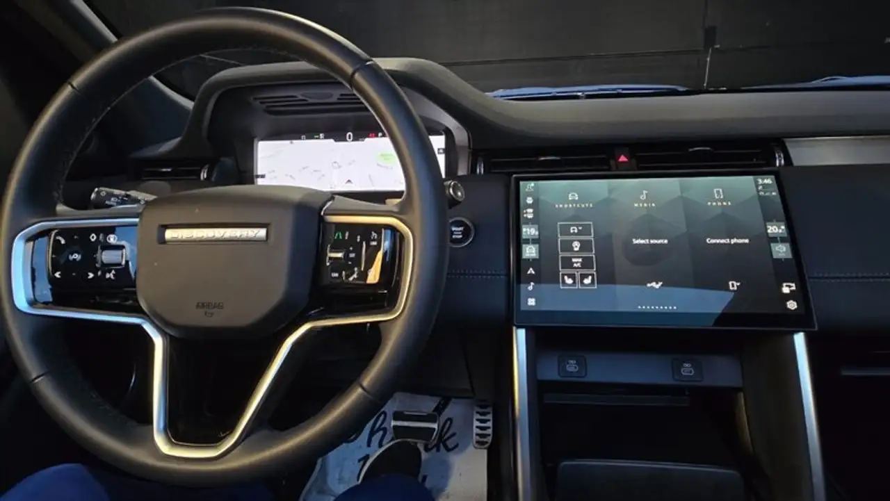 Land Rover Discovery Sport снимка Land Rover Discovery Sport