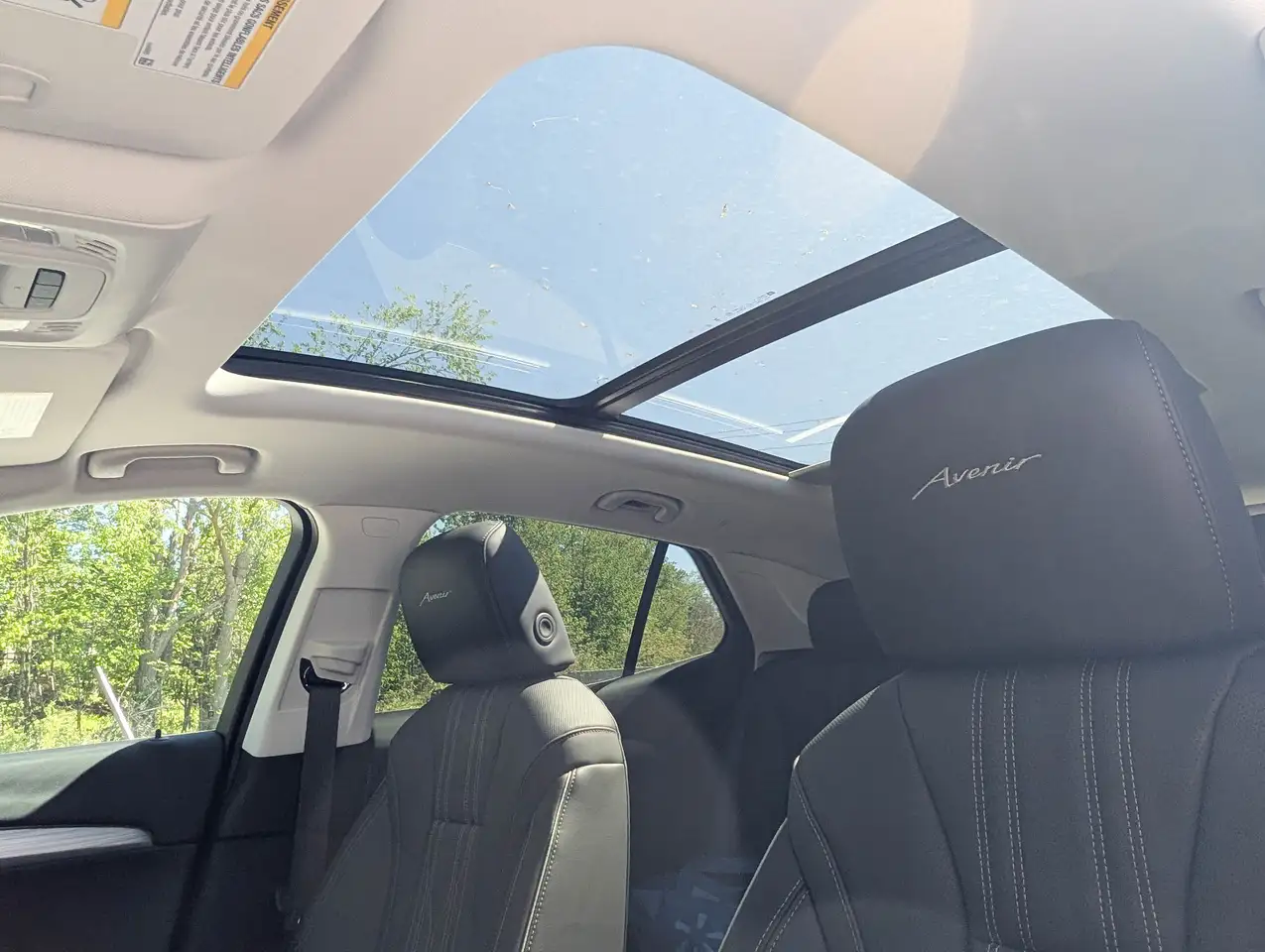 Buick Envision photo Buick Envision