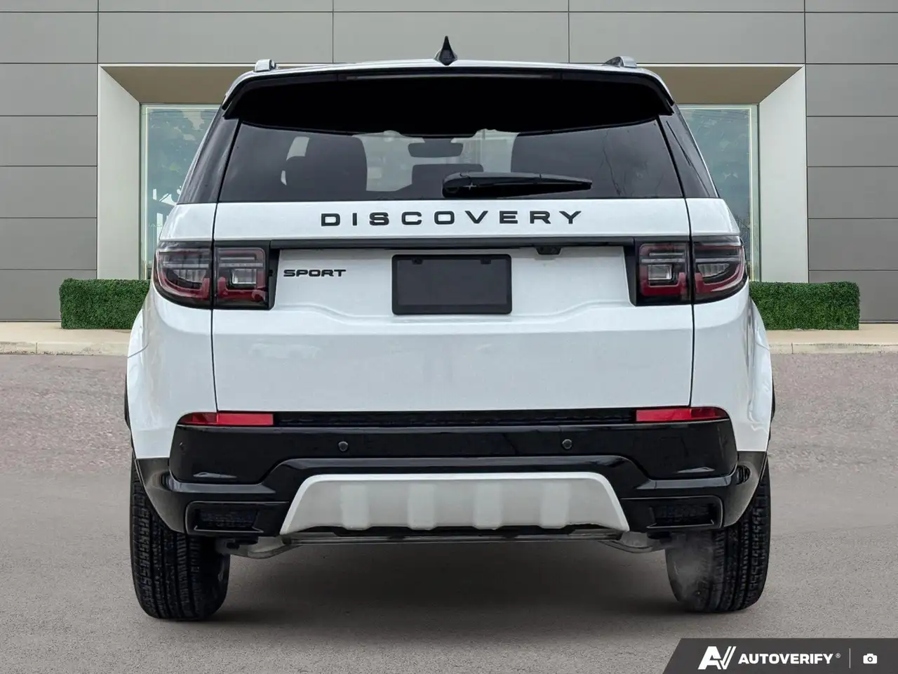 Land Rover Discovery Sport снимка Land Rover Discovery Sport