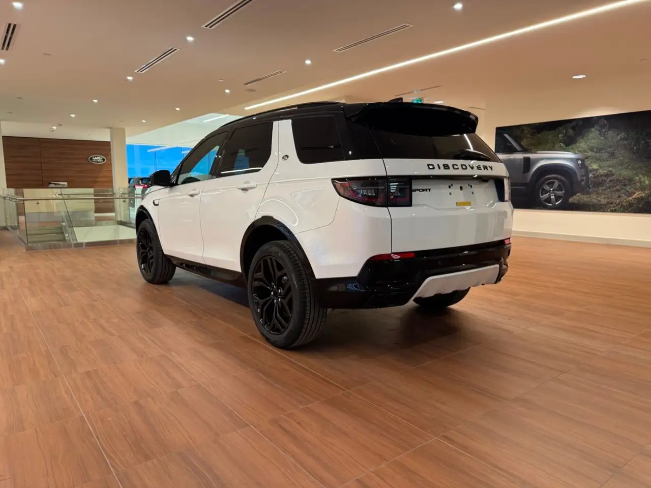 Land Rover Discovery Sport photo Land Rover Discovery Sport