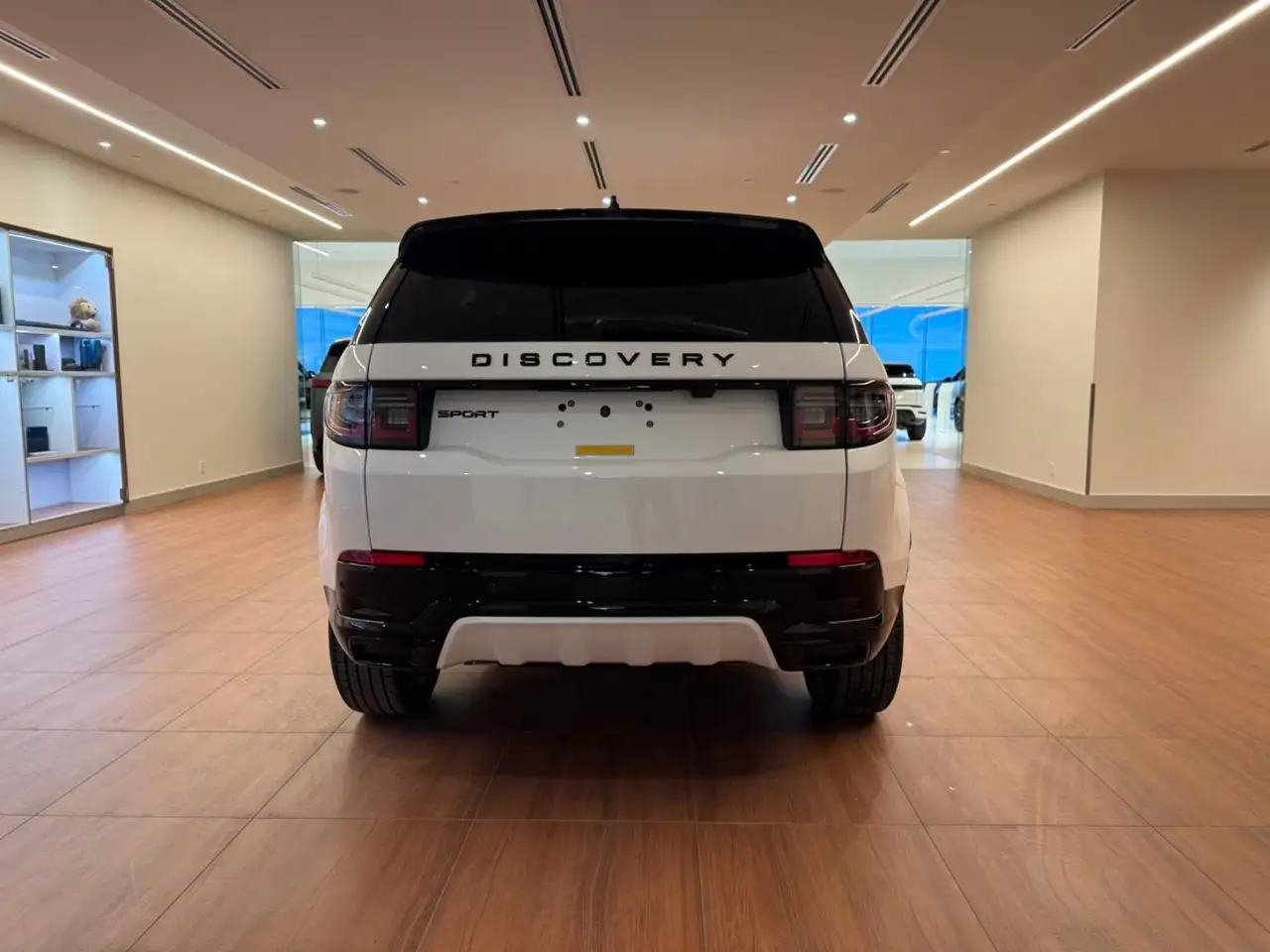 Land Rover Discovery Sport photo Land Rover Discovery Sport