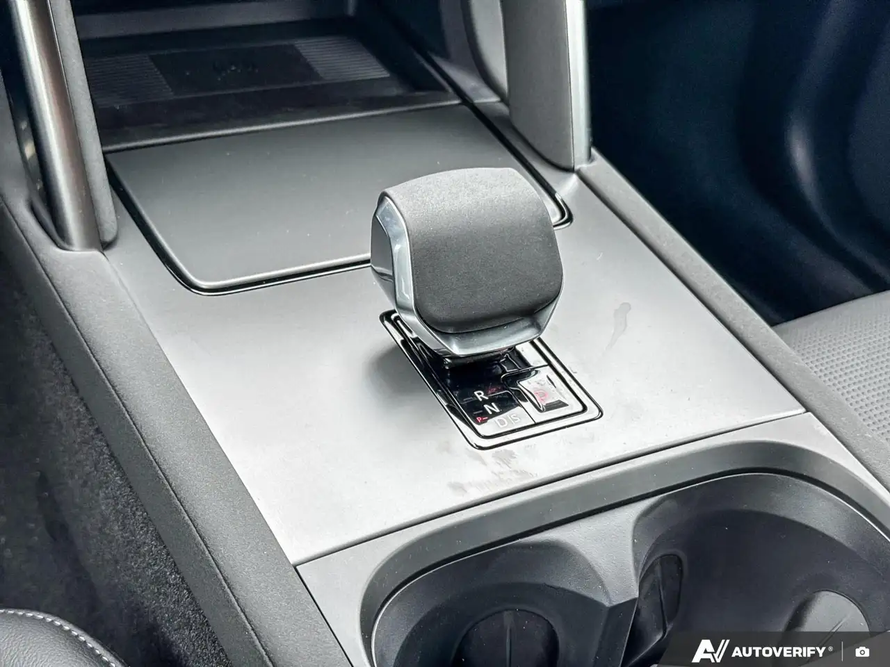 Land Rover Discovery Sport снимка Land Rover Discovery Sport