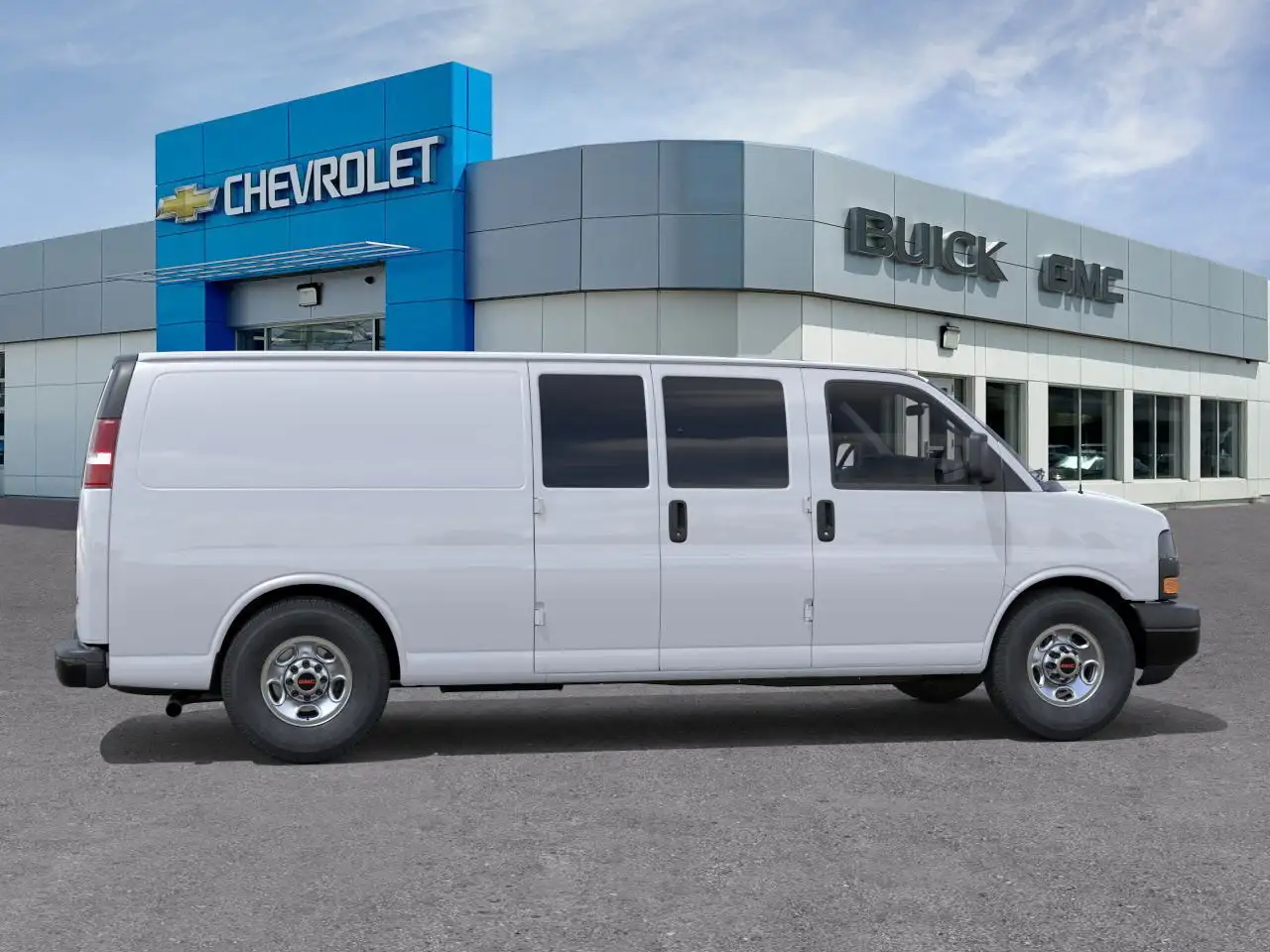 GMC Savana снимка GMC Savana