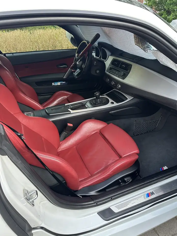 BMW Z4 снимка BMW Z4