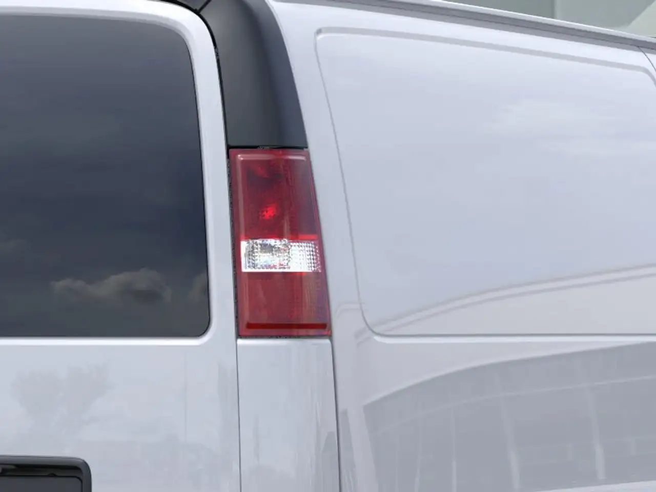 GMC Savana снимка GMC Savana