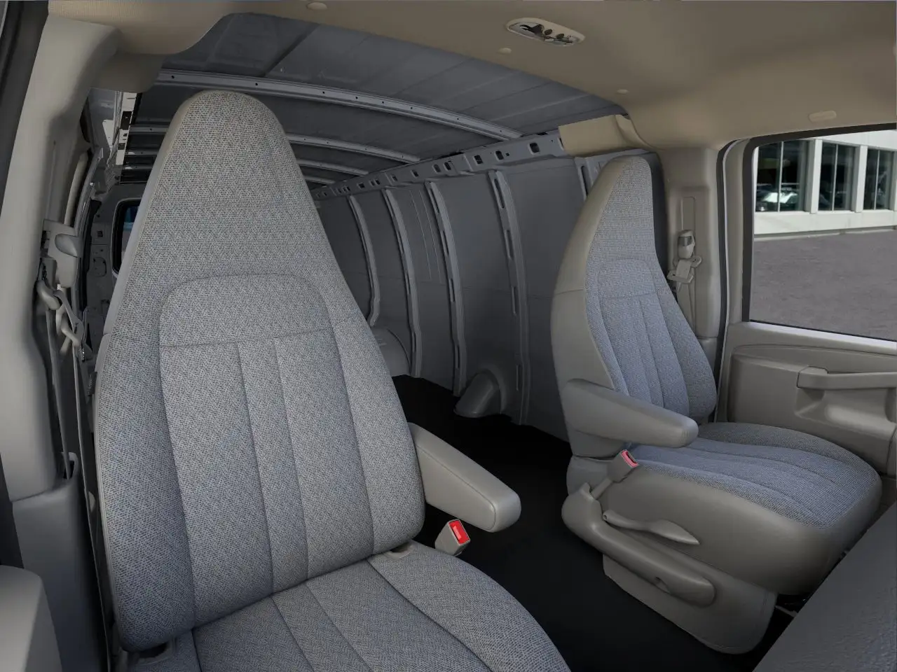 GMC Savana снимка GMC Savana