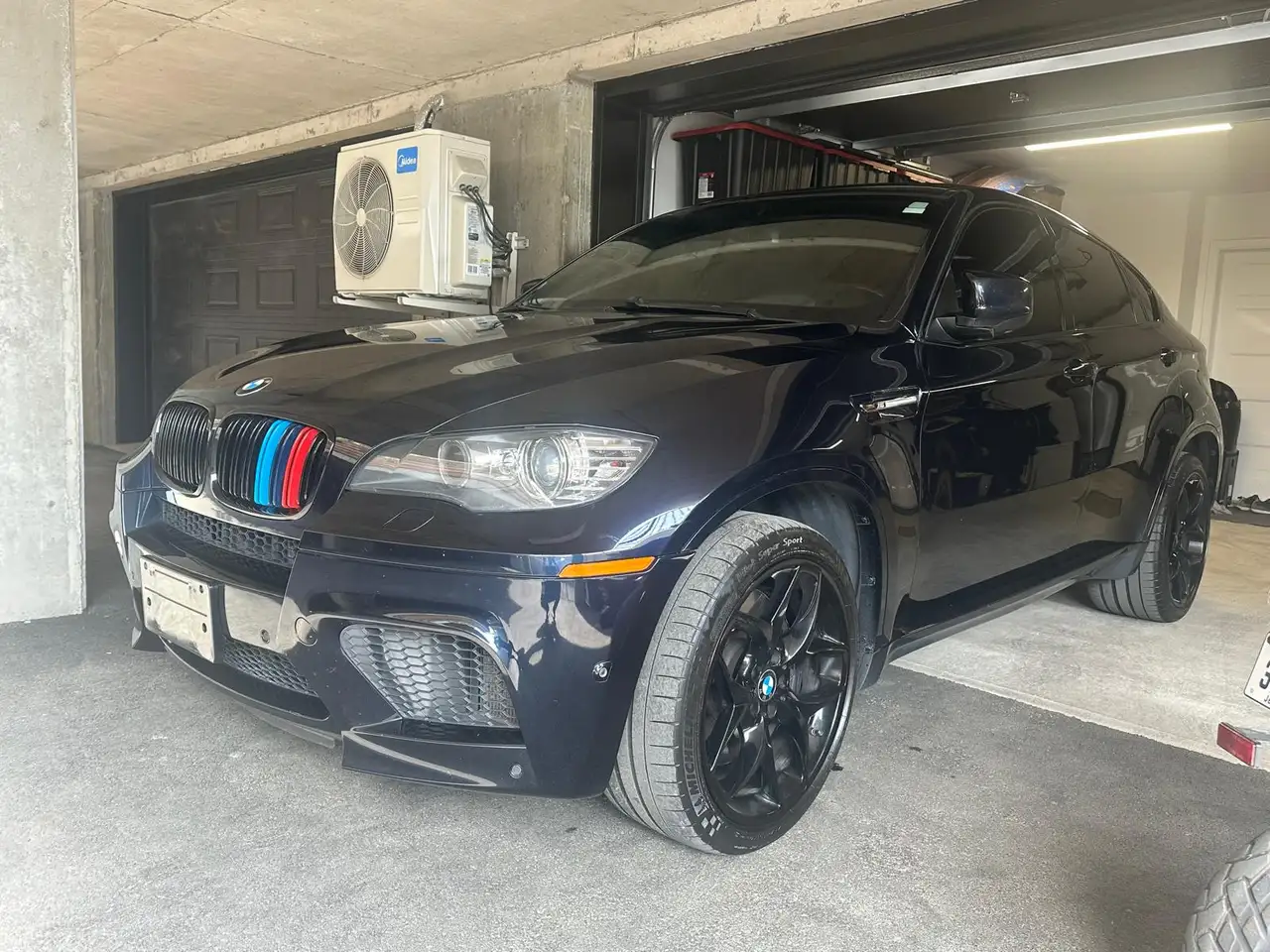 BMW X6 M снимка BMW X6 M