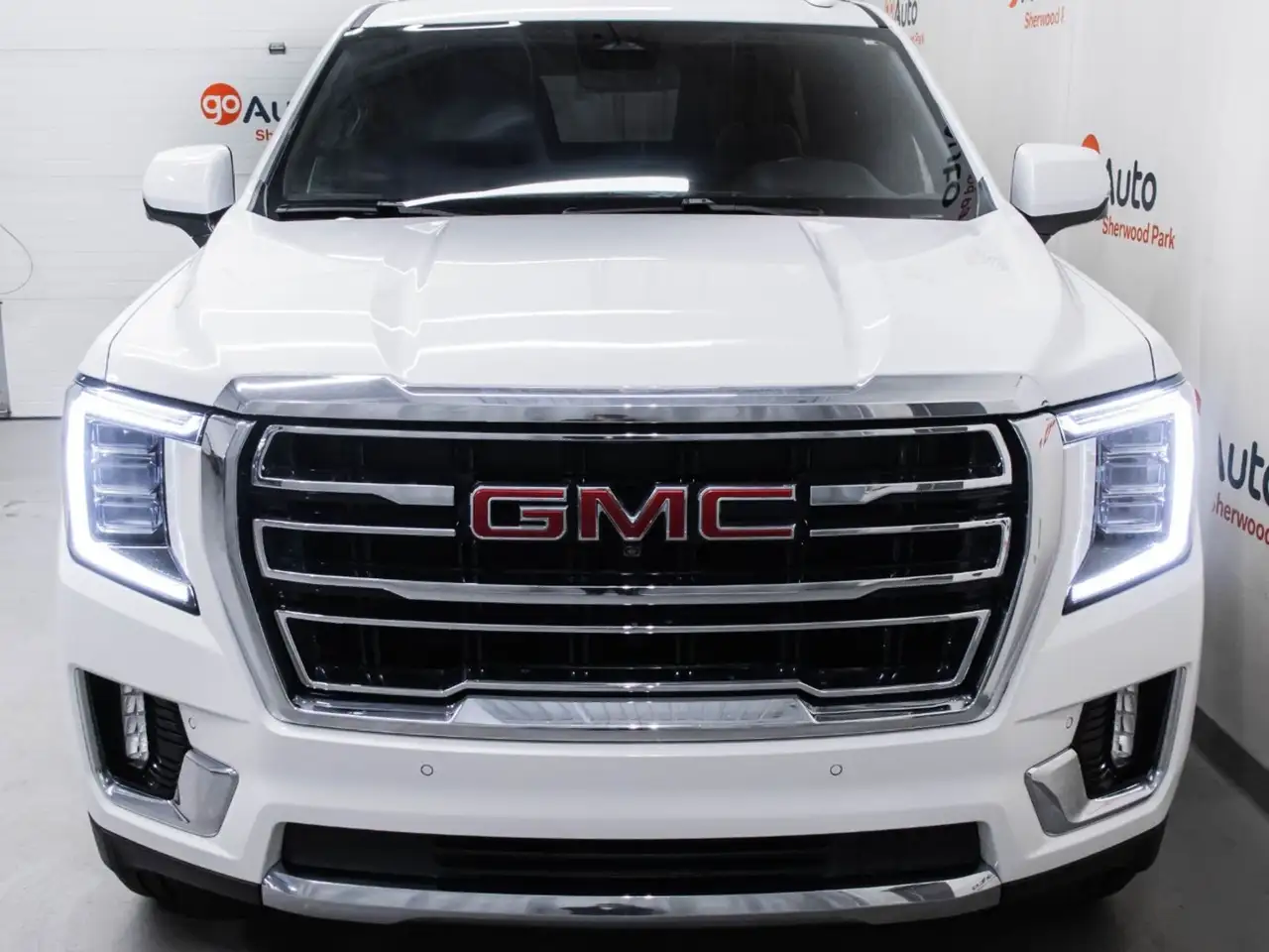 GMC Yukon снимка GMC Yukon
