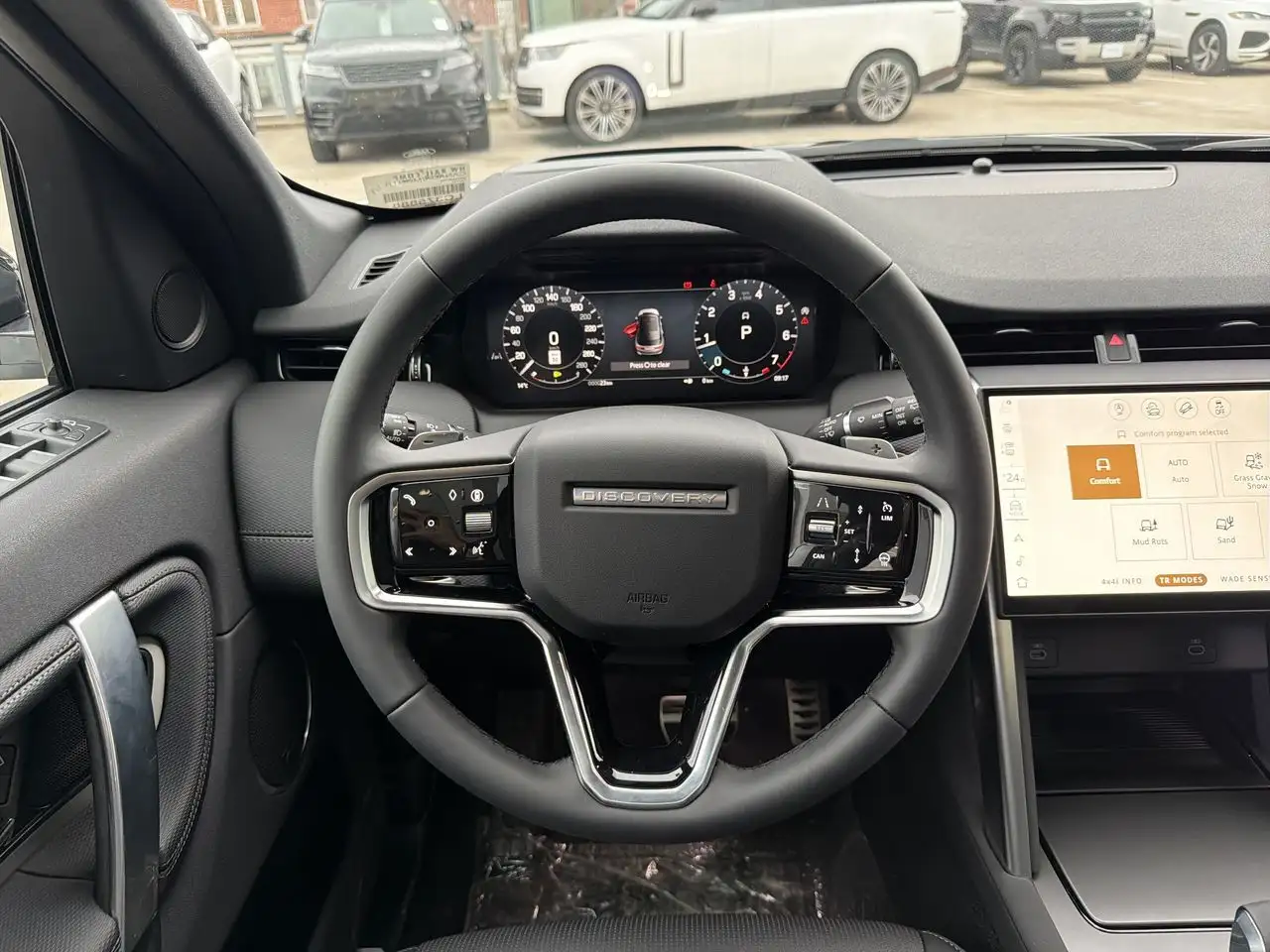 Land Rover Discovery Sport снимка Land Rover Discovery Sport