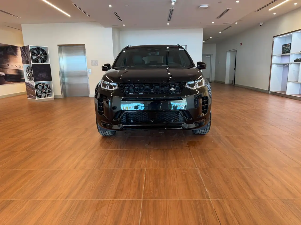 Land Rover Discovery Sport снимка Land Rover Discovery Sport