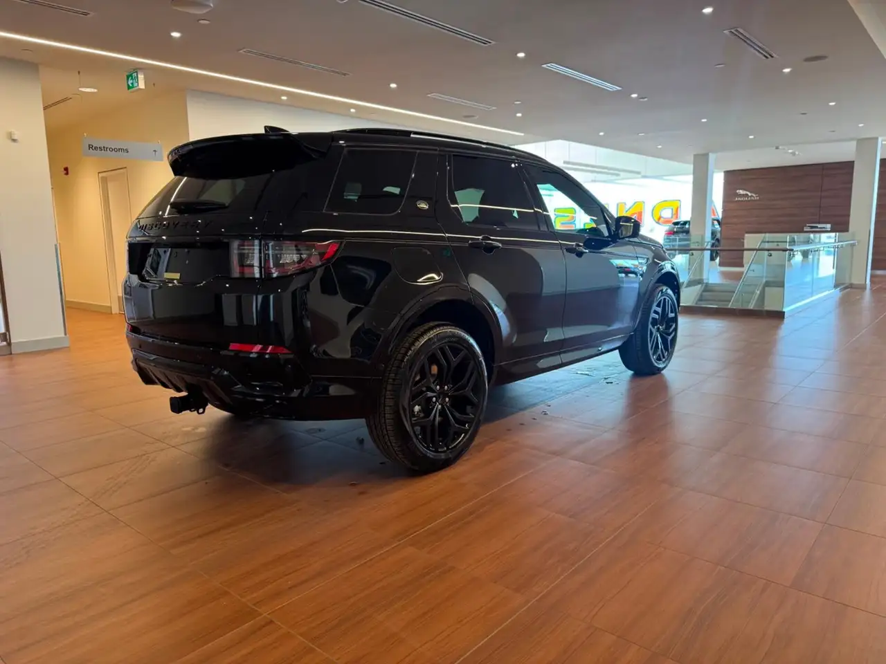 Land Rover Discovery Sport снимка Land Rover Discovery Sport