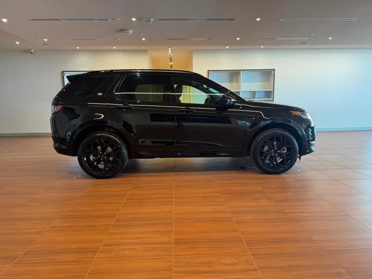 Land Rover Discovery Sport снимка Land Rover Discovery Sport