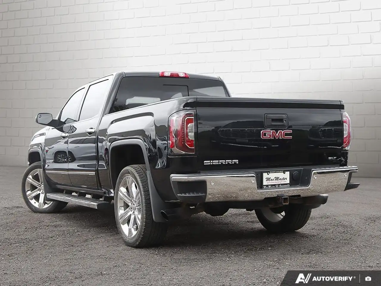 GMC Sierra 1500 photo GMC Sierra 1500
