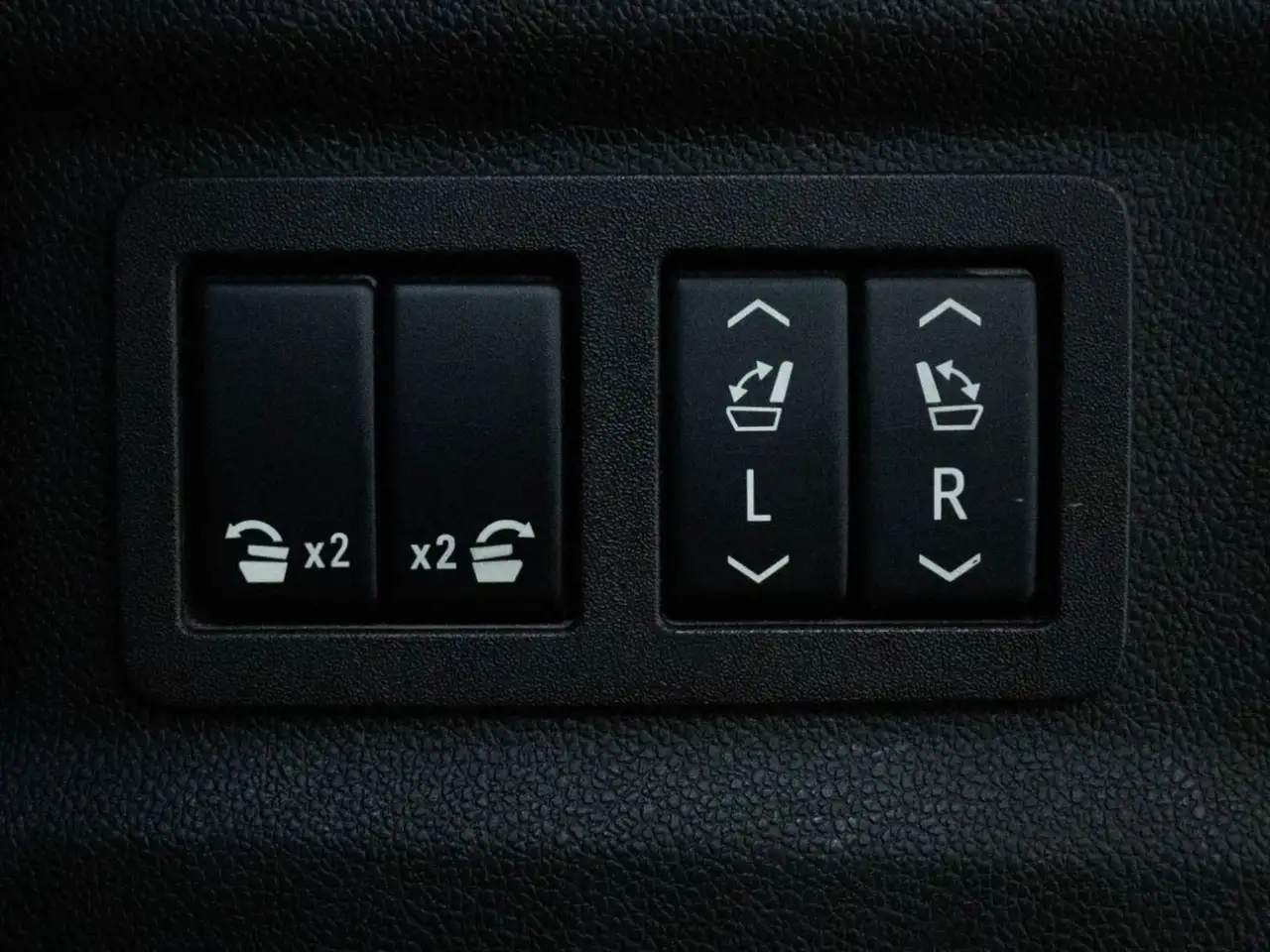 GMC Yukon снимка GMC Yukon