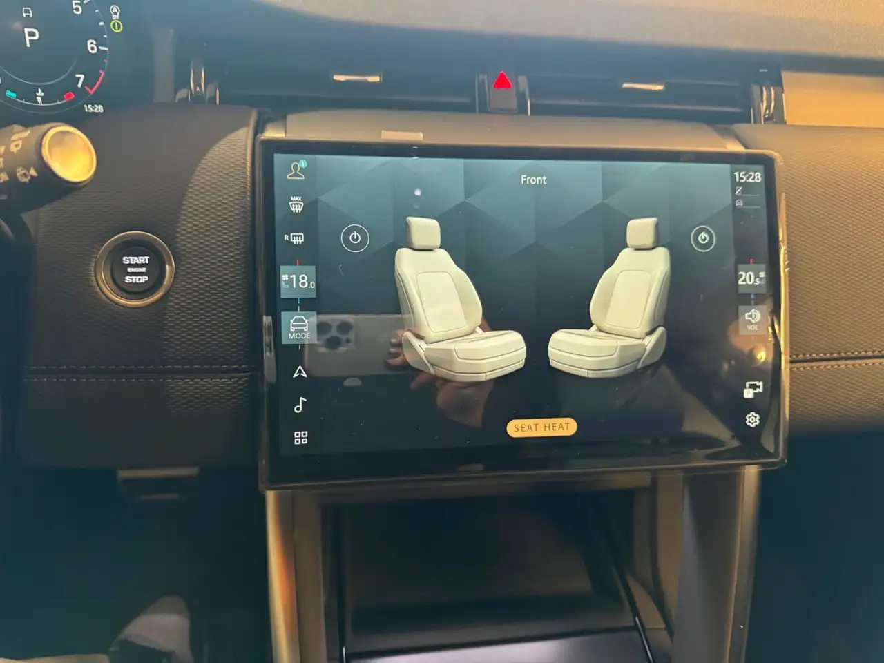 Land Rover Discovery Sport снимка Land Rover Discovery Sport