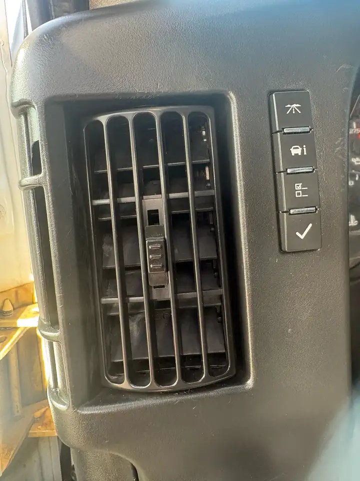 GMC Savana снимка GMC Savana