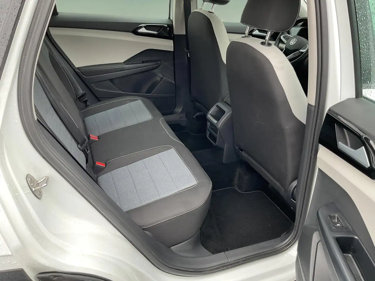 Volkswagen Taos снимка Volkswagen Taos