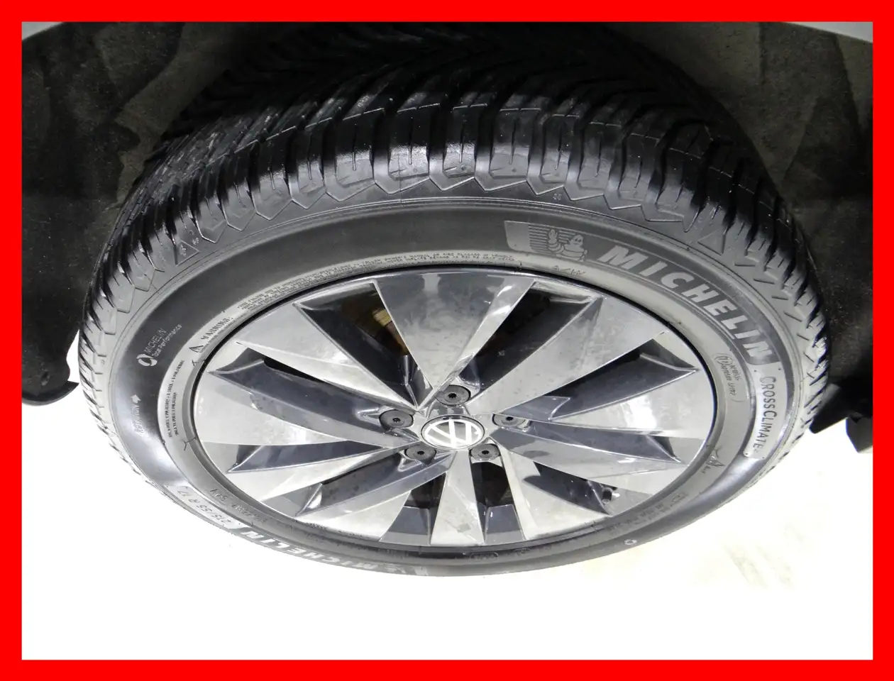 Volkswagen Taos снимка Volkswagen Taos