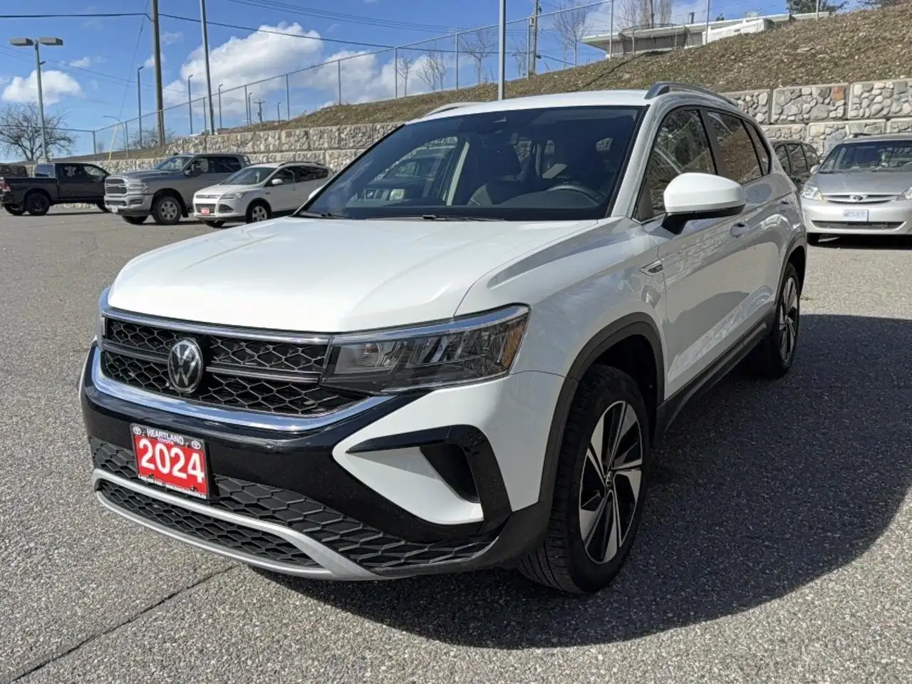 Volkswagen Taos снимка Volkswagen Taos