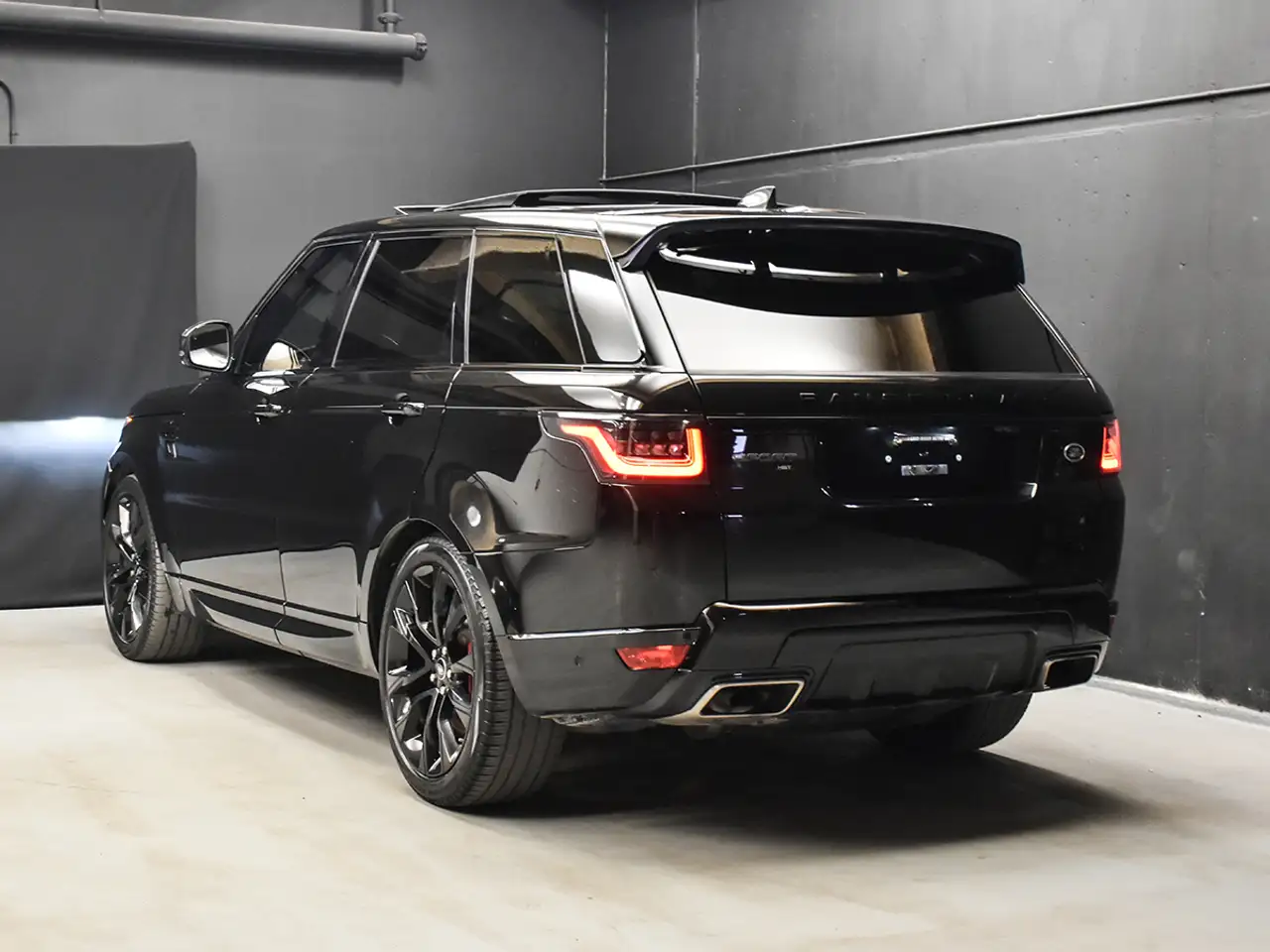 Land Rover Range Rover Sport снимка Land Rover Range Rover Sport
