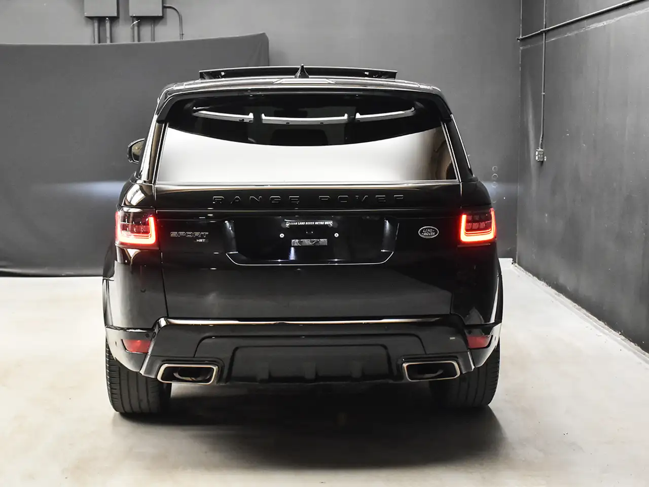 Land Rover Range Rover Sport снимка Land Rover Range Rover Sport