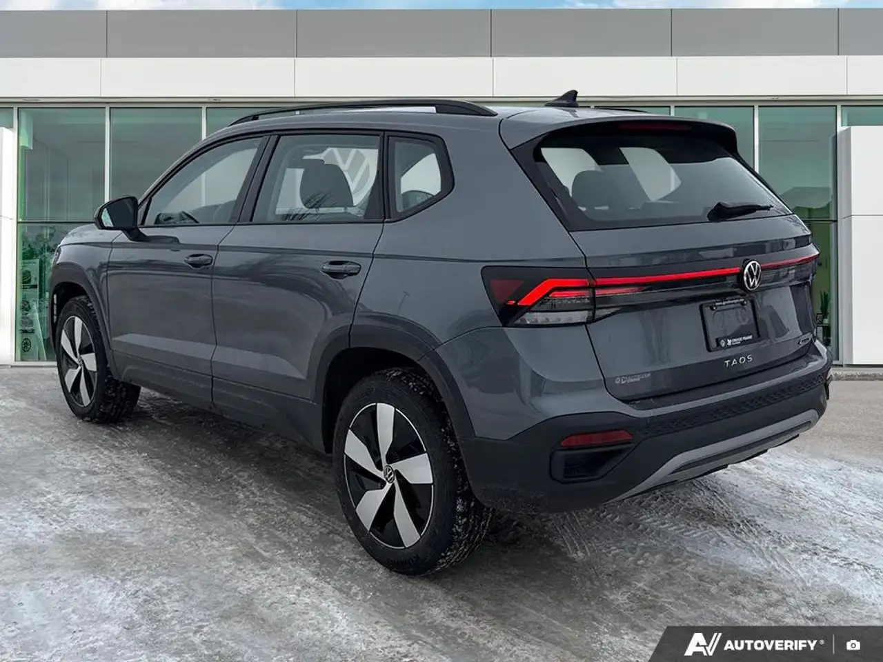 Volkswagen Taos снимка Volkswagen Taos