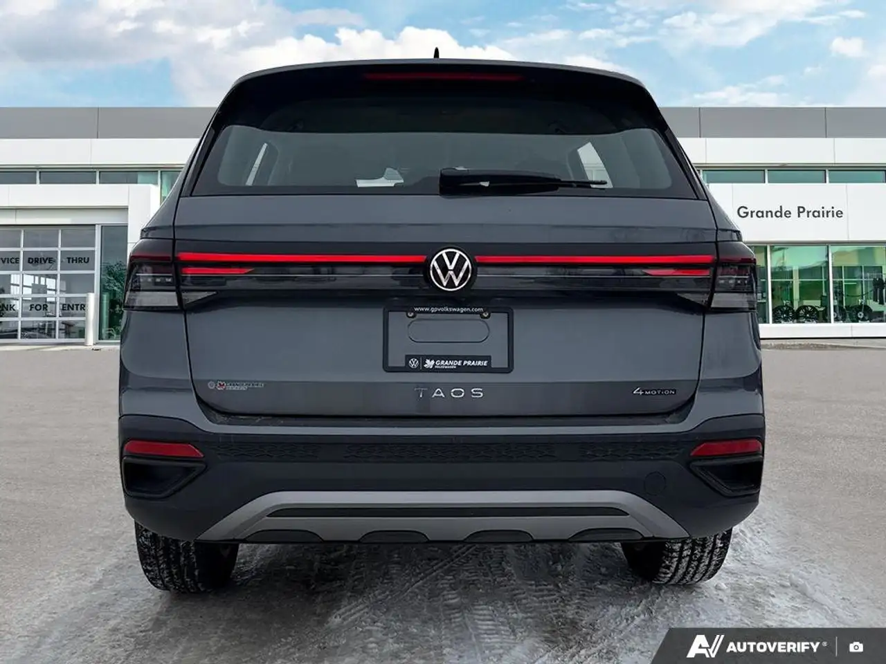 Volkswagen Taos снимка Volkswagen Taos