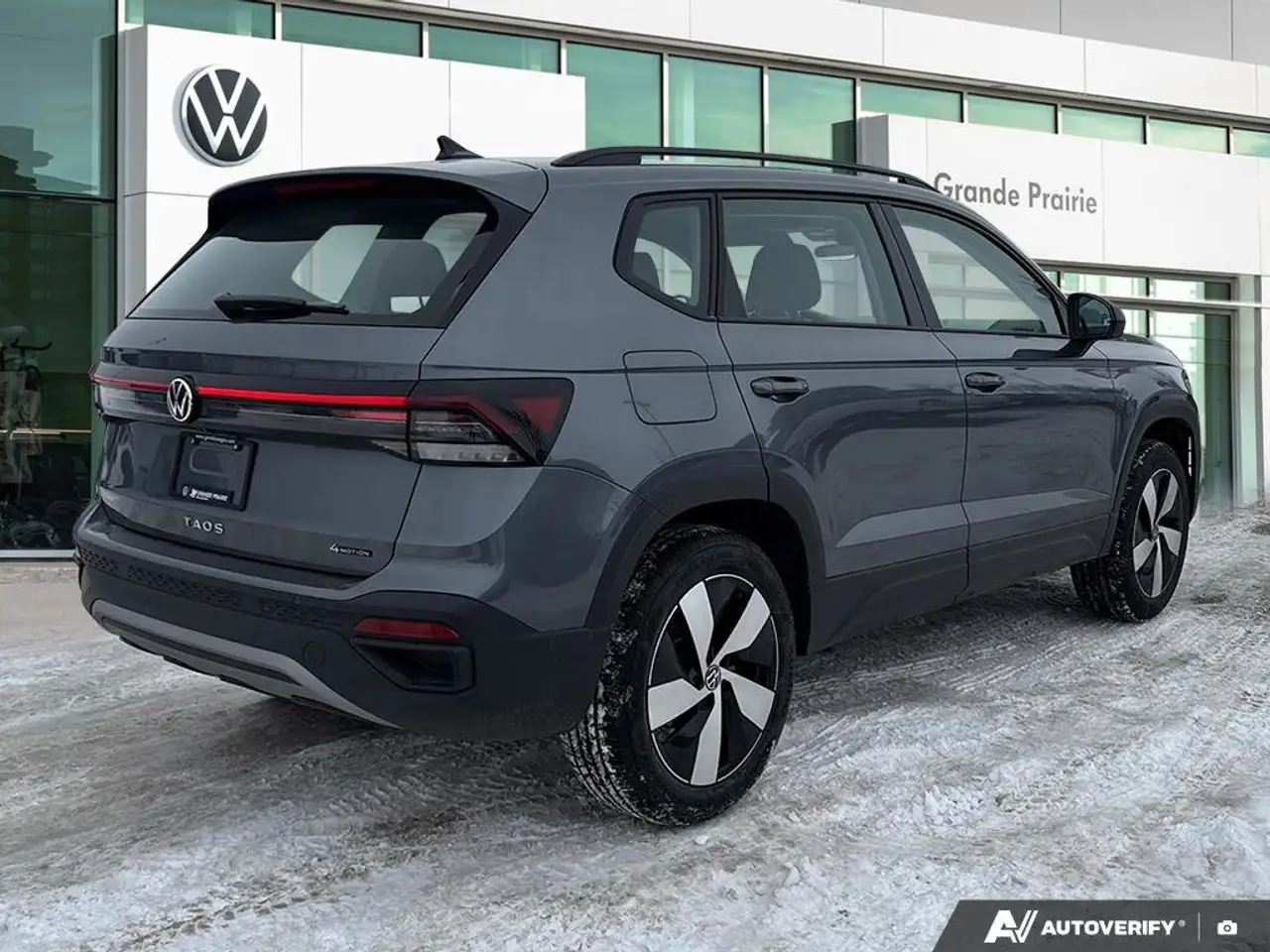 Volkswagen Taos снимка Volkswagen Taos