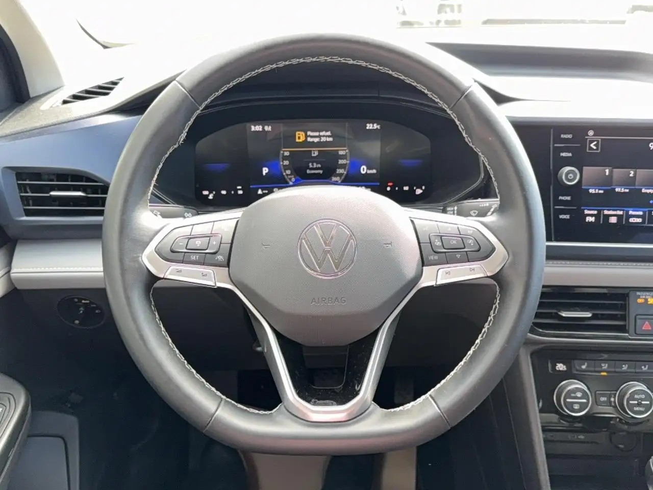 Volkswagen Taos снимка Volkswagen Taos