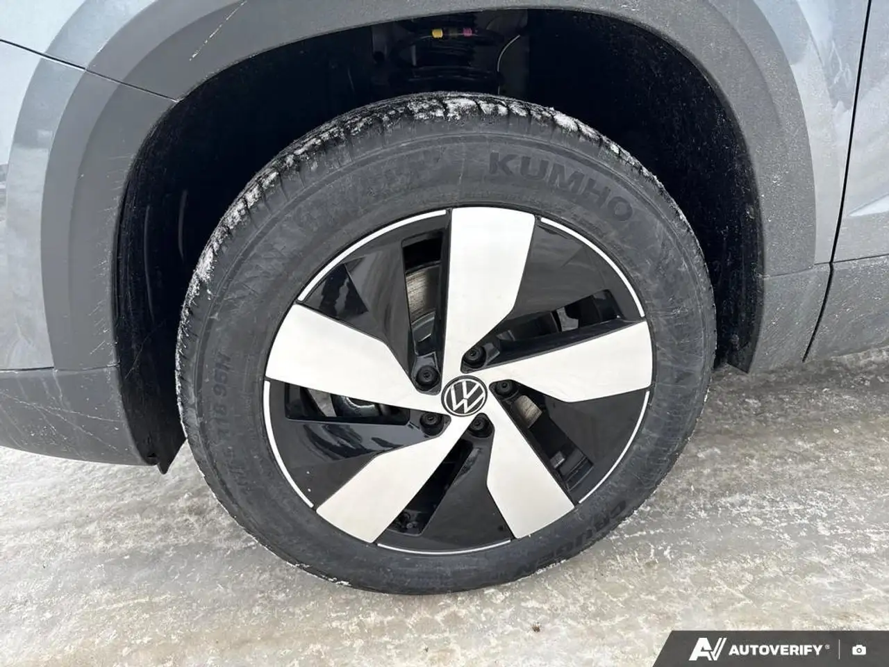 Volkswagen Taos снимка Volkswagen Taos