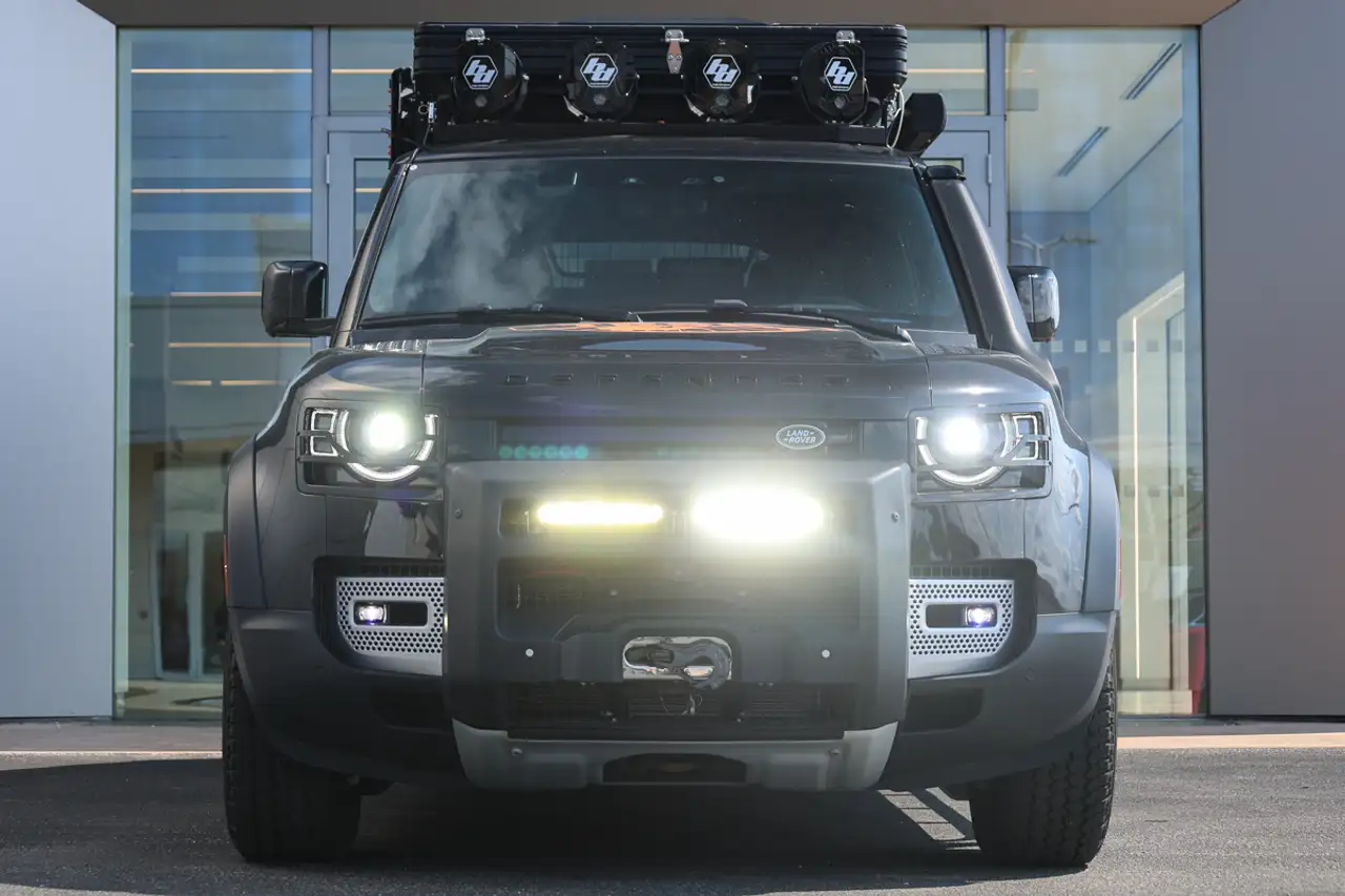 Land Rover Defender снимка Land Rover Defender