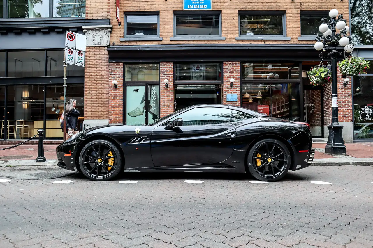 Ferrari California снимка Ferrari California
