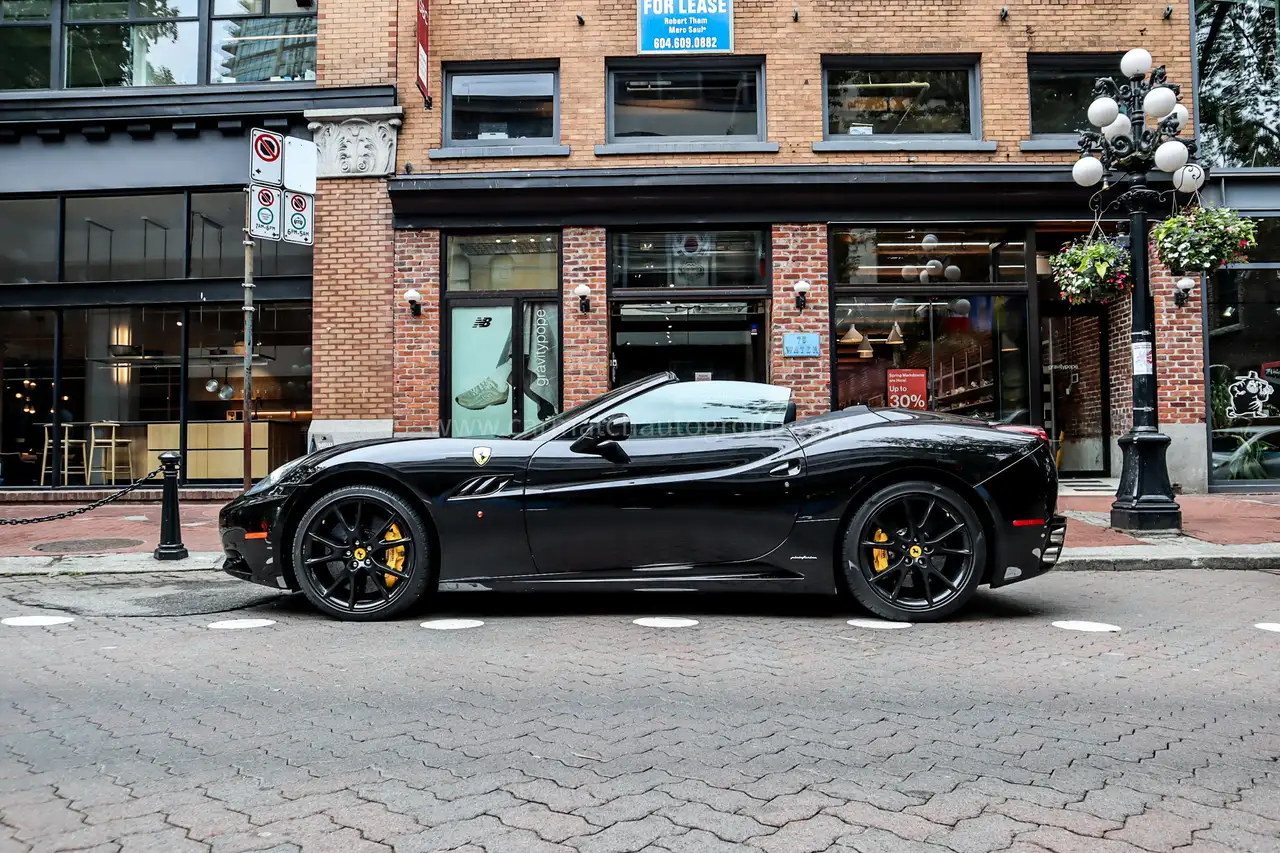 Ferrari California снимка Ferrari California