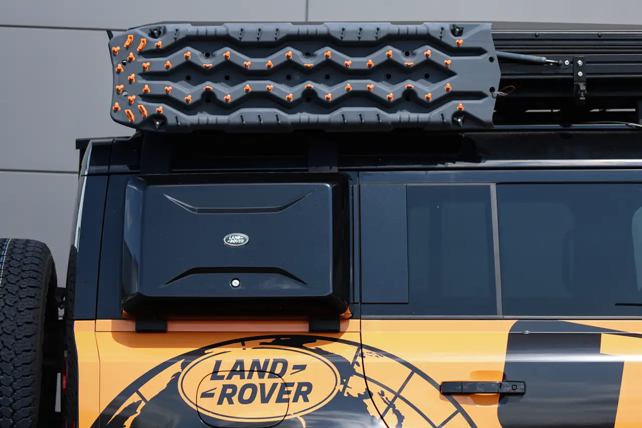 Land Rover Defender снимка Land Rover Defender
