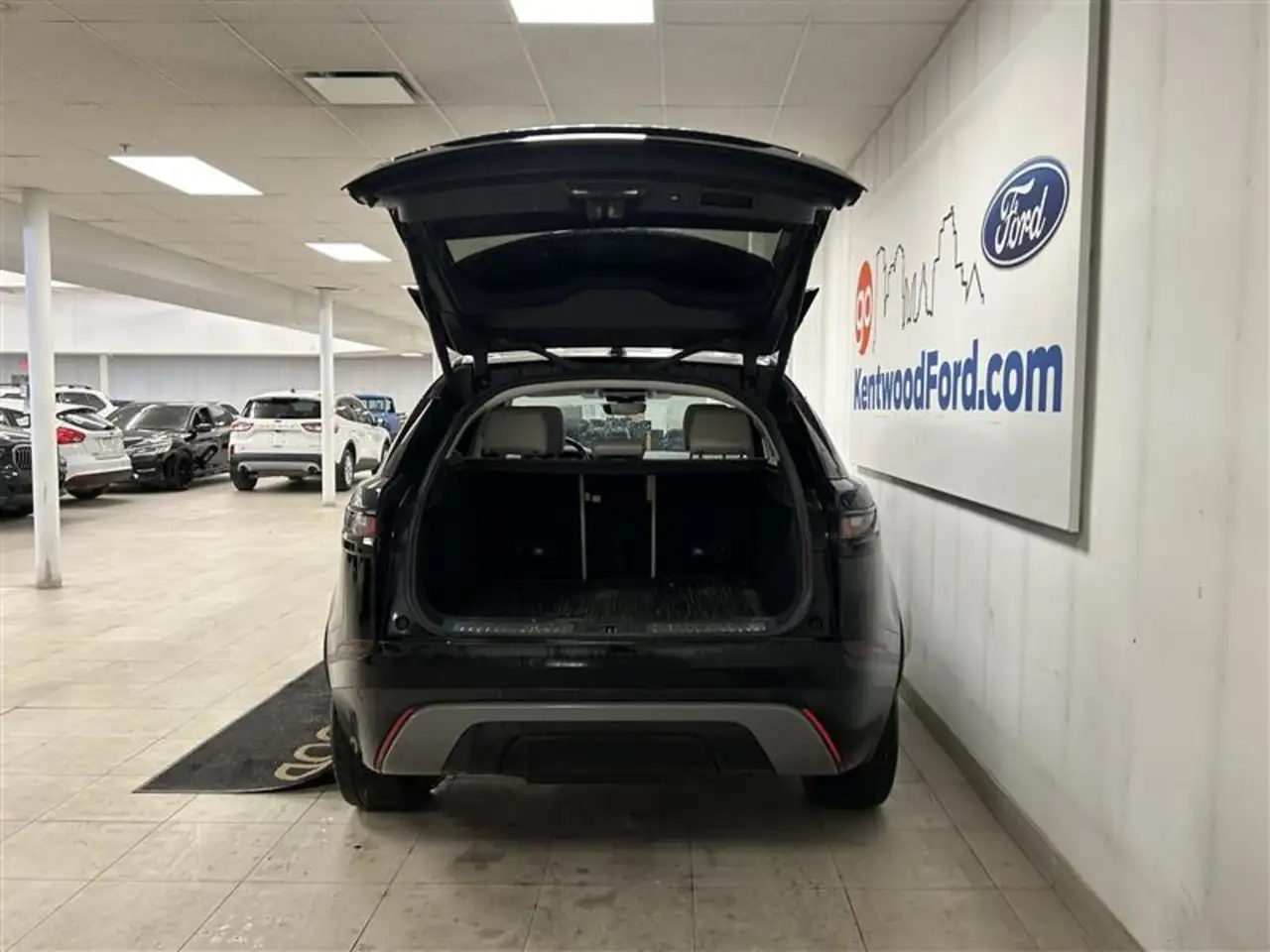 Land Rover Range Rover Velar снимка Land Rover Range Rover Velar