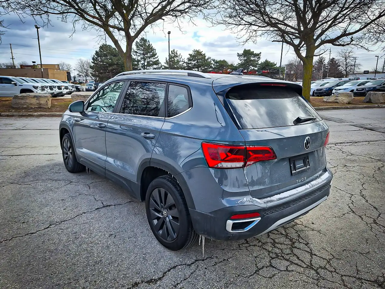 Volkswagen Taos снимка Volkswagen Taos