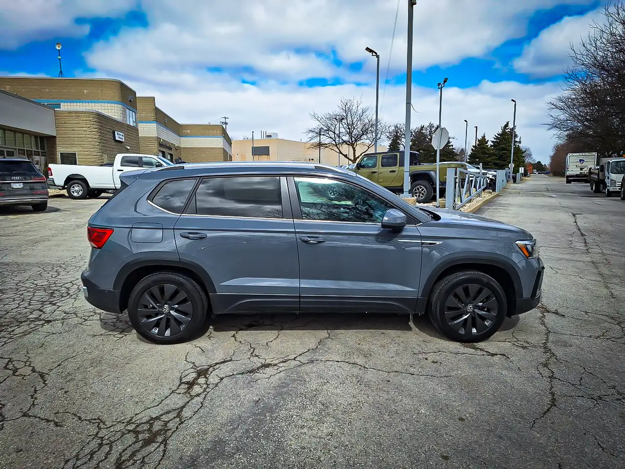 Volkswagen Taos снимка Volkswagen Taos
