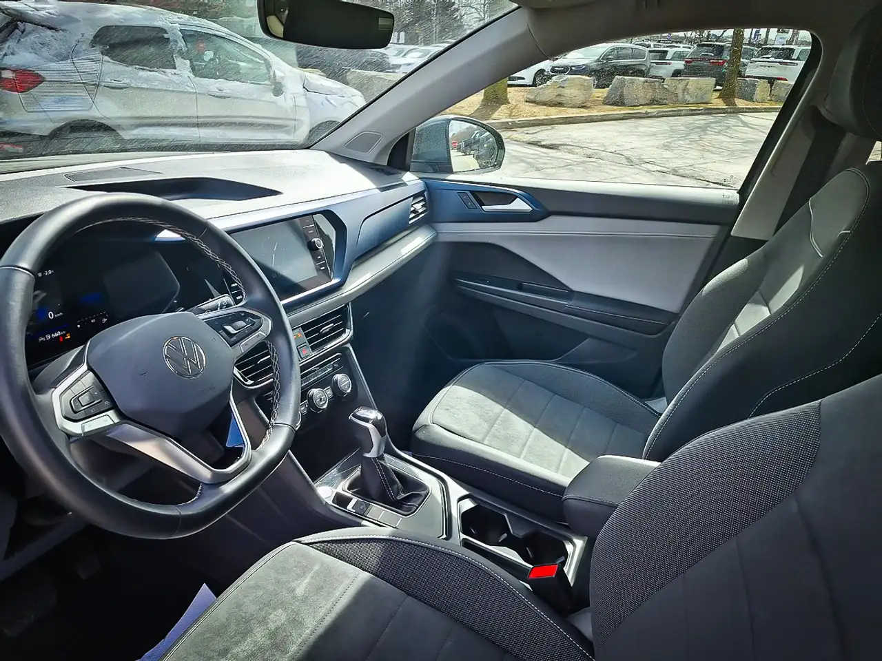 Volkswagen Taos снимка Volkswagen Taos