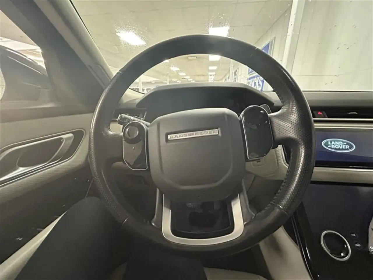 Land Rover Range Rover Velar снимка Land Rover Range Rover Velar