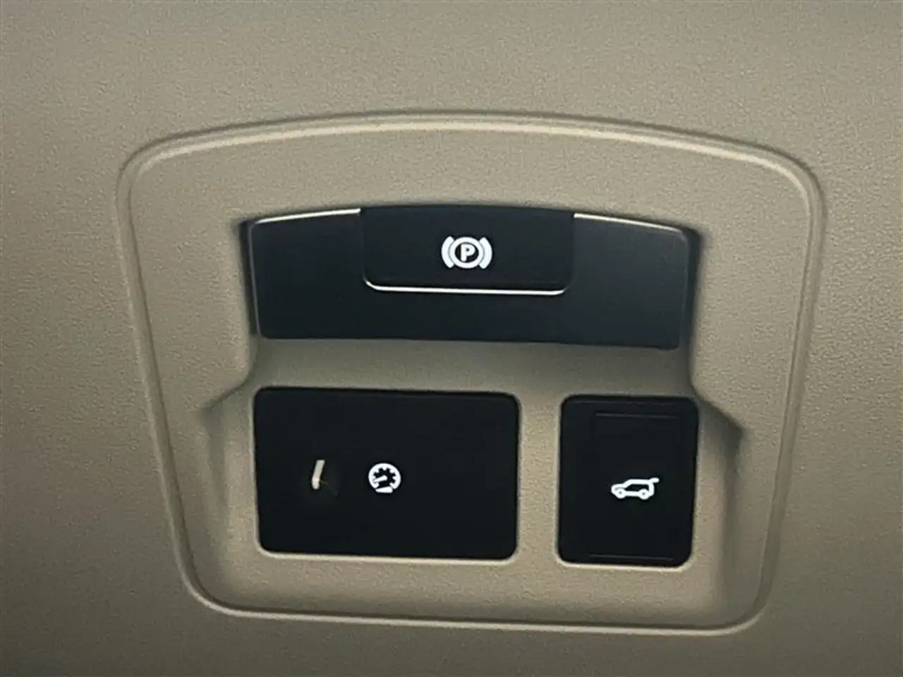 Land Rover Range Rover Velar снимка Land Rover Range Rover Velar