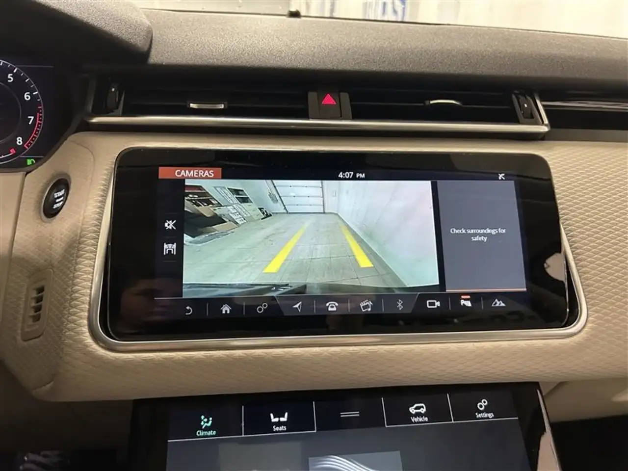Land Rover Range Rover Velar снимка Land Rover Range Rover Velar
