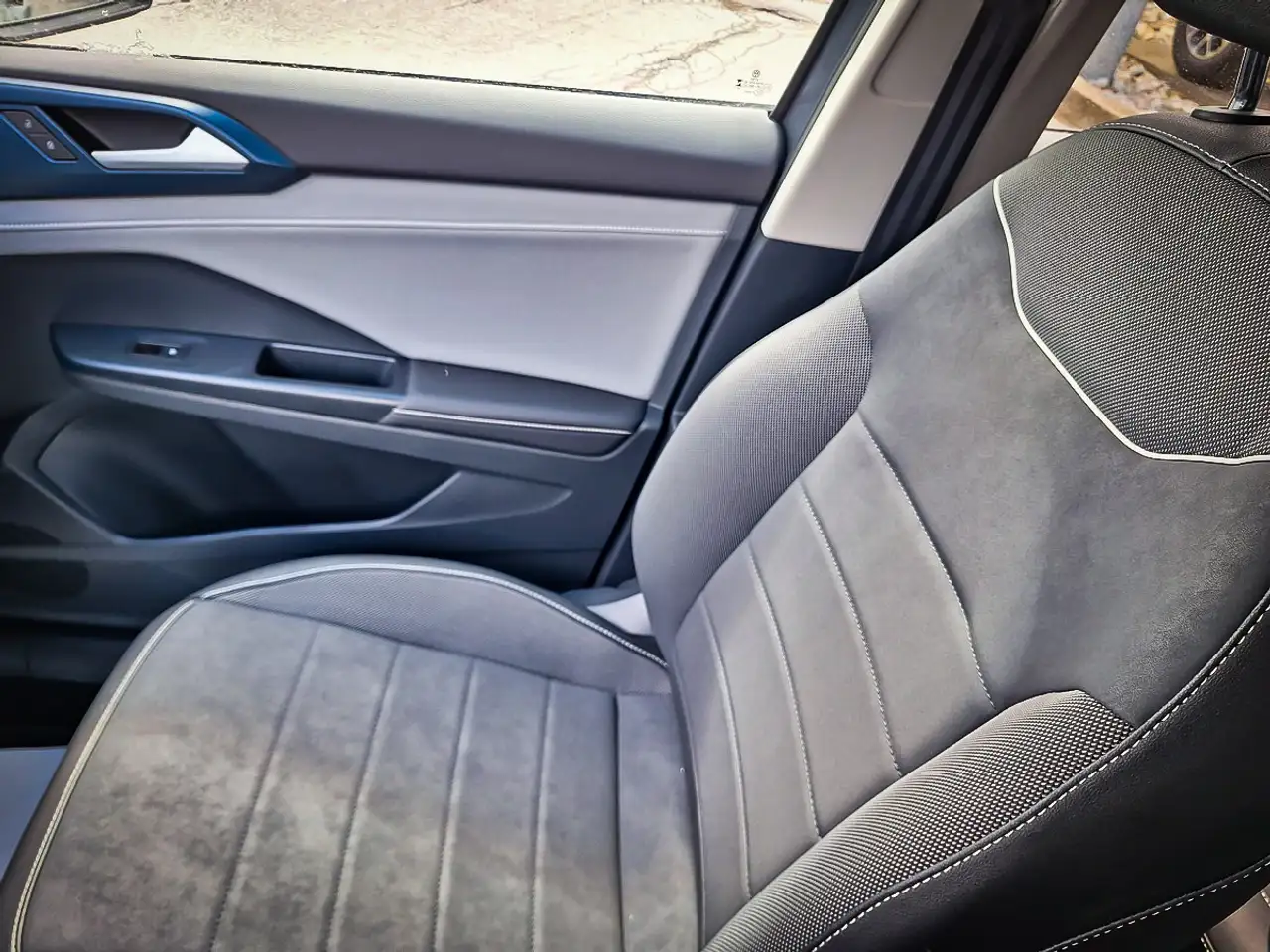 Volkswagen Taos снимка Volkswagen Taos