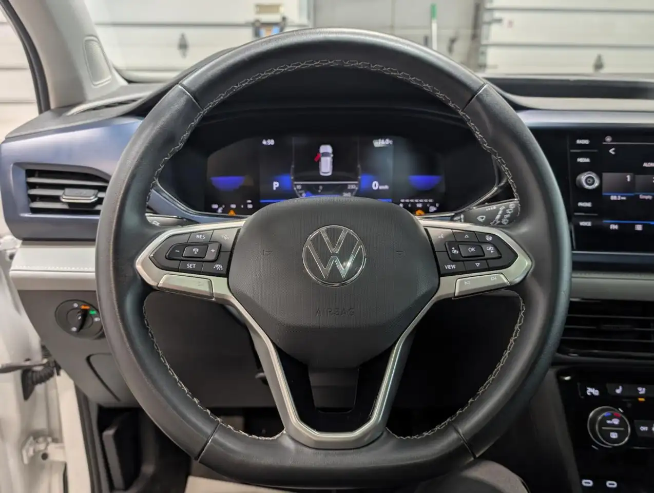 Volkswagen Taos снимка Volkswagen Taos