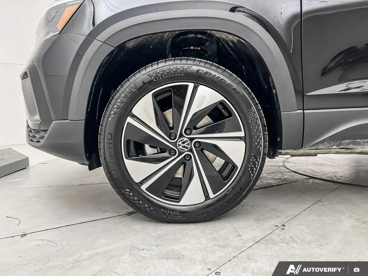 Volkswagen Taos снимка Volkswagen Taos